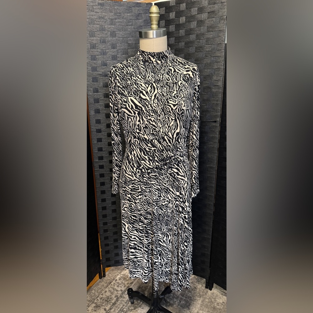 Maggy London Zebra Print Long Sleeve Dress